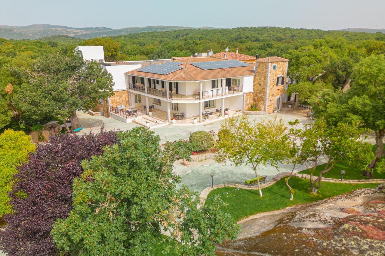 Paghe Eco Luxury Experience Hotell Buddusò Exteriör bild